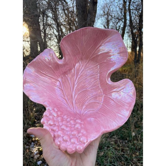 Vintage MCM Pink Lusterware Leaf Shape Bowl DIsh Decor - Picture 2 of 10
